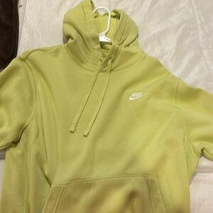 Nike sweatshirt only warn 3 times. Very comfy